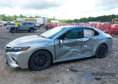 2024 Toyota Camry Se z USA, uszkodzony, nr VIN 4T1T11AK7RU867333